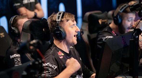 恼时不争，败时不丧。TYLOO遗憾告别本届Major