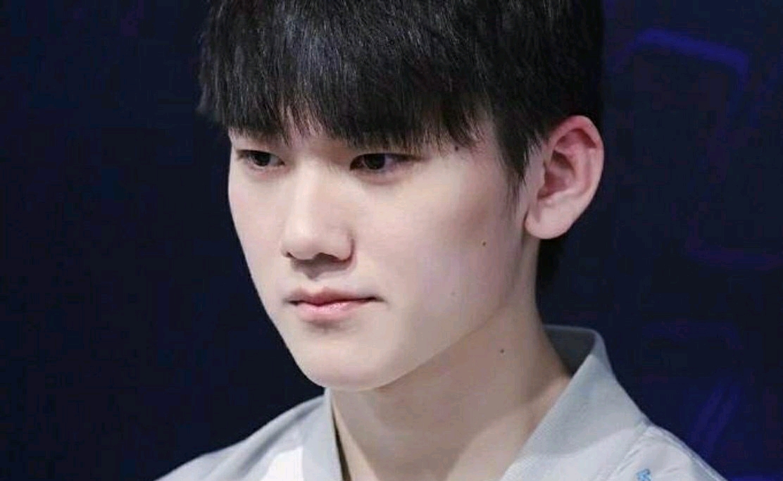 WBG官方：与选手努力协商沟通及确认，TheShy将选择休息一段时间
