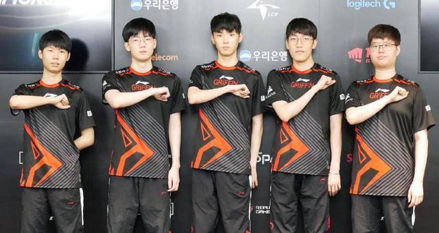 FaZe 淘汰 Apogee ，晋级 PGL 布加勒斯特 2025 季后赛