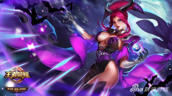 aurora 老板赠送 EmiliaQAQ 两把价值5000美元的刀